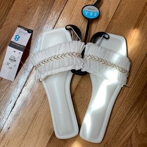 White fancy padded sandals size 8 (w)